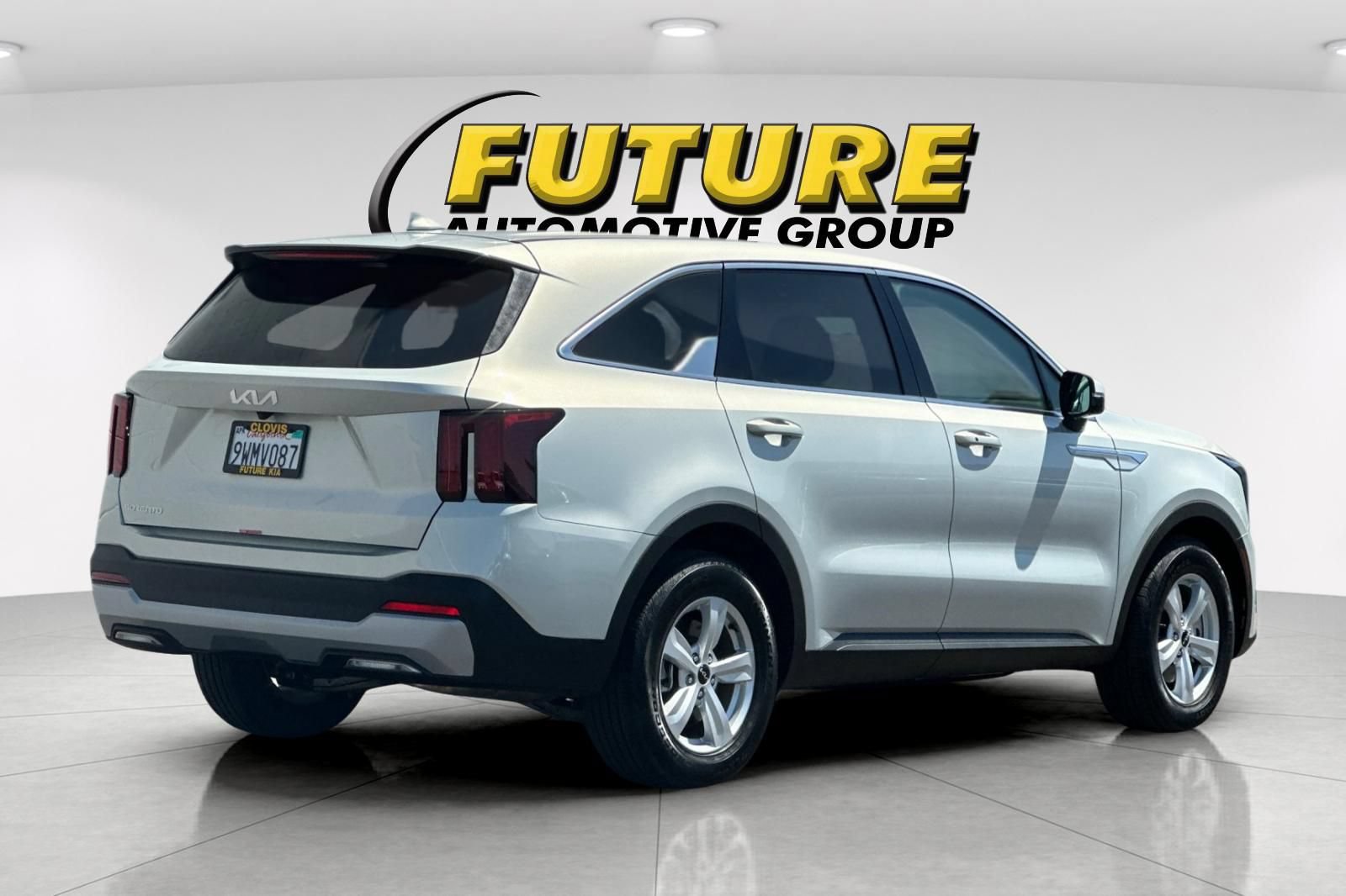 Certified 2026 Kia Sorento LX FWD image 4