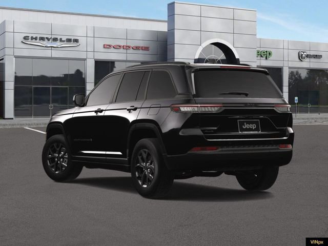 New 2025 Jeep Grand Cherokee Laredo image 5