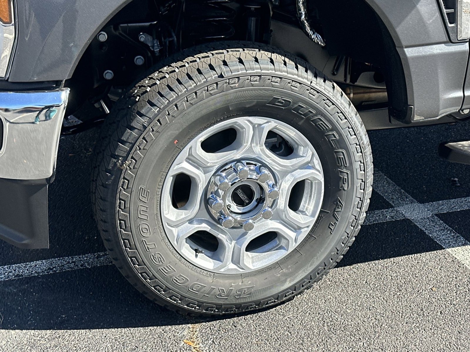 New 2026 Ford F250 XLT w/ FX4 Off-Road Package image 12