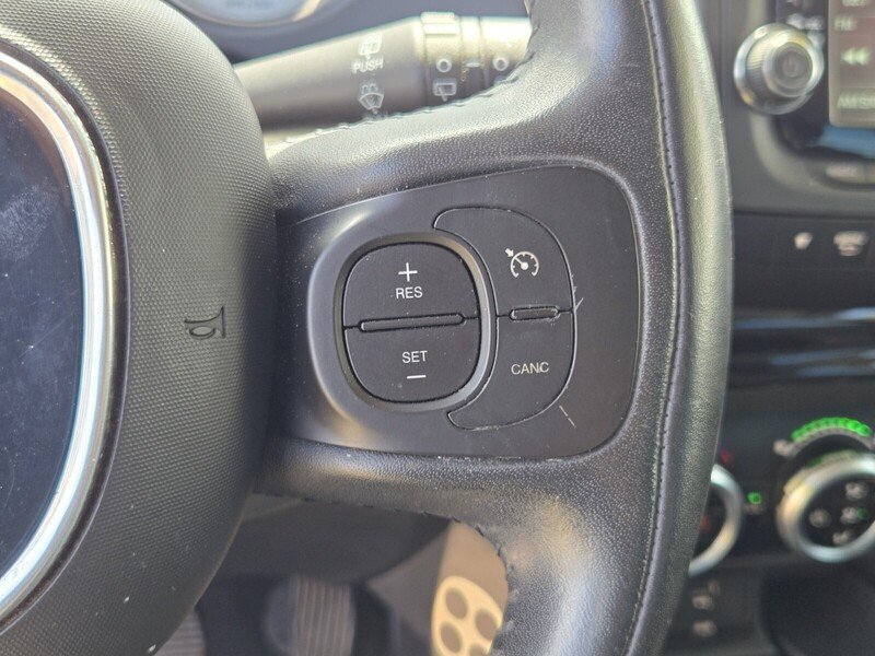 Used 2015 FIAT 500L Trekking FWD image 20