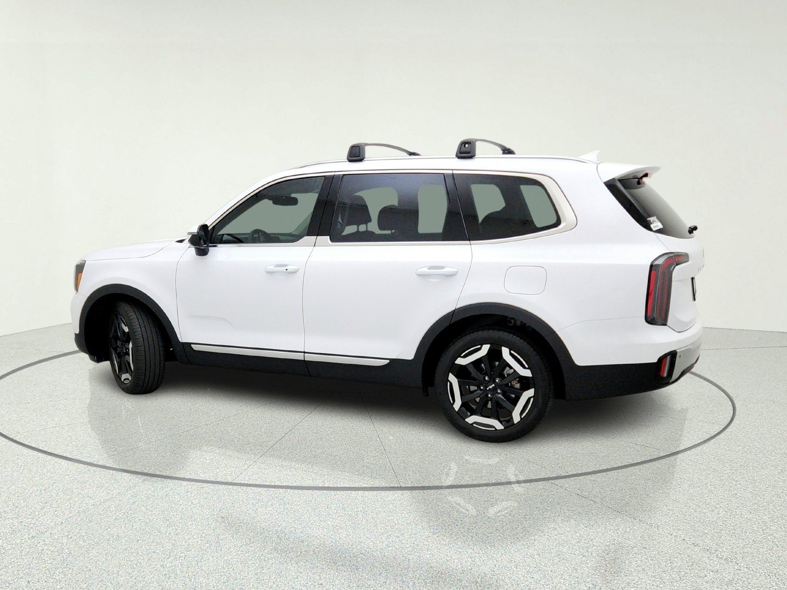 Used 2024 Kia Telluride EX FWD image 13