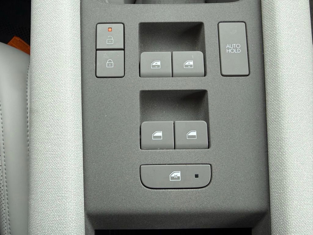 Certified 2025 Hyundai Ioniq 6 Limited RWD image 8