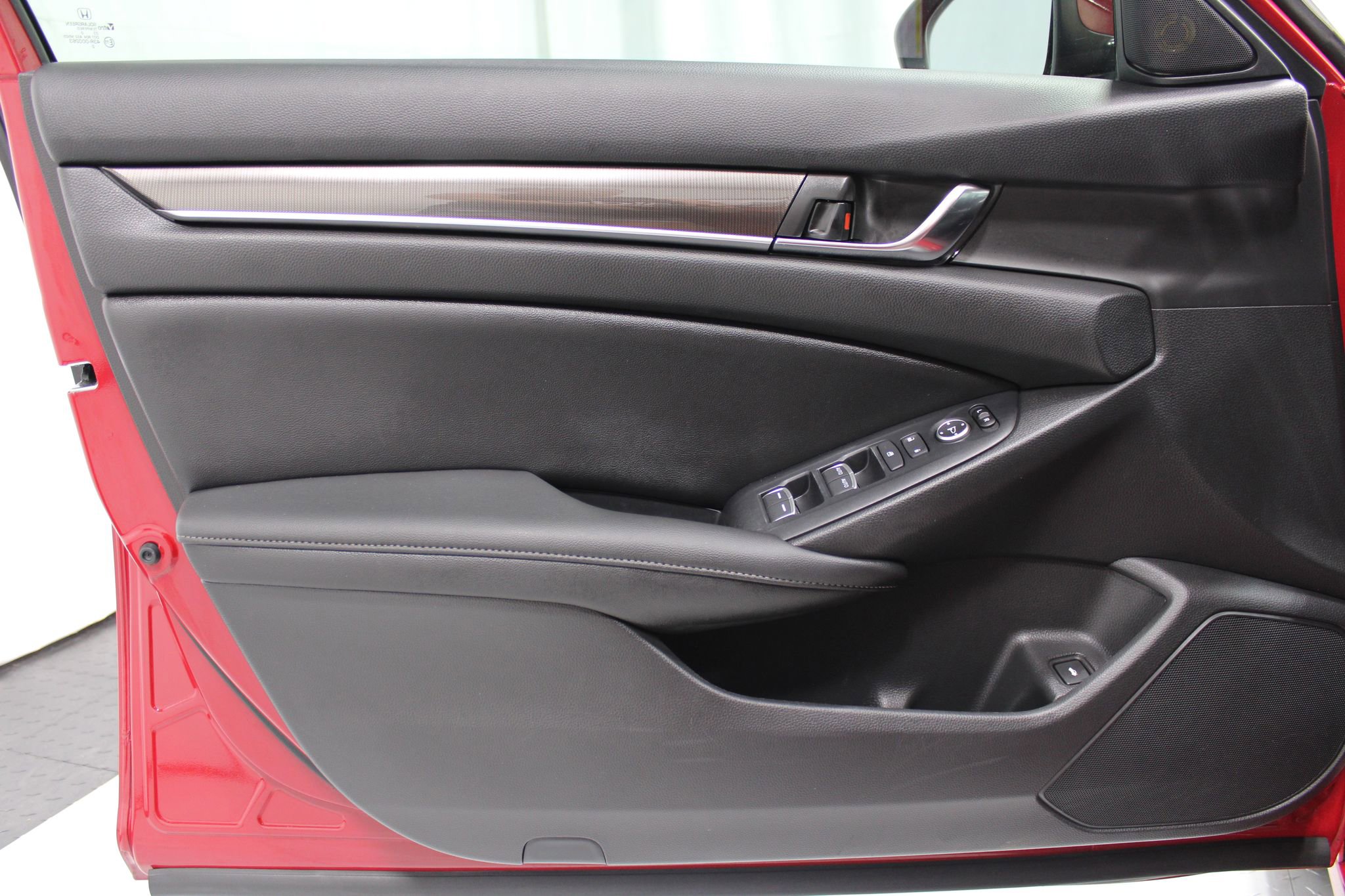 Used 2020 Honda Accord Sport image 11
