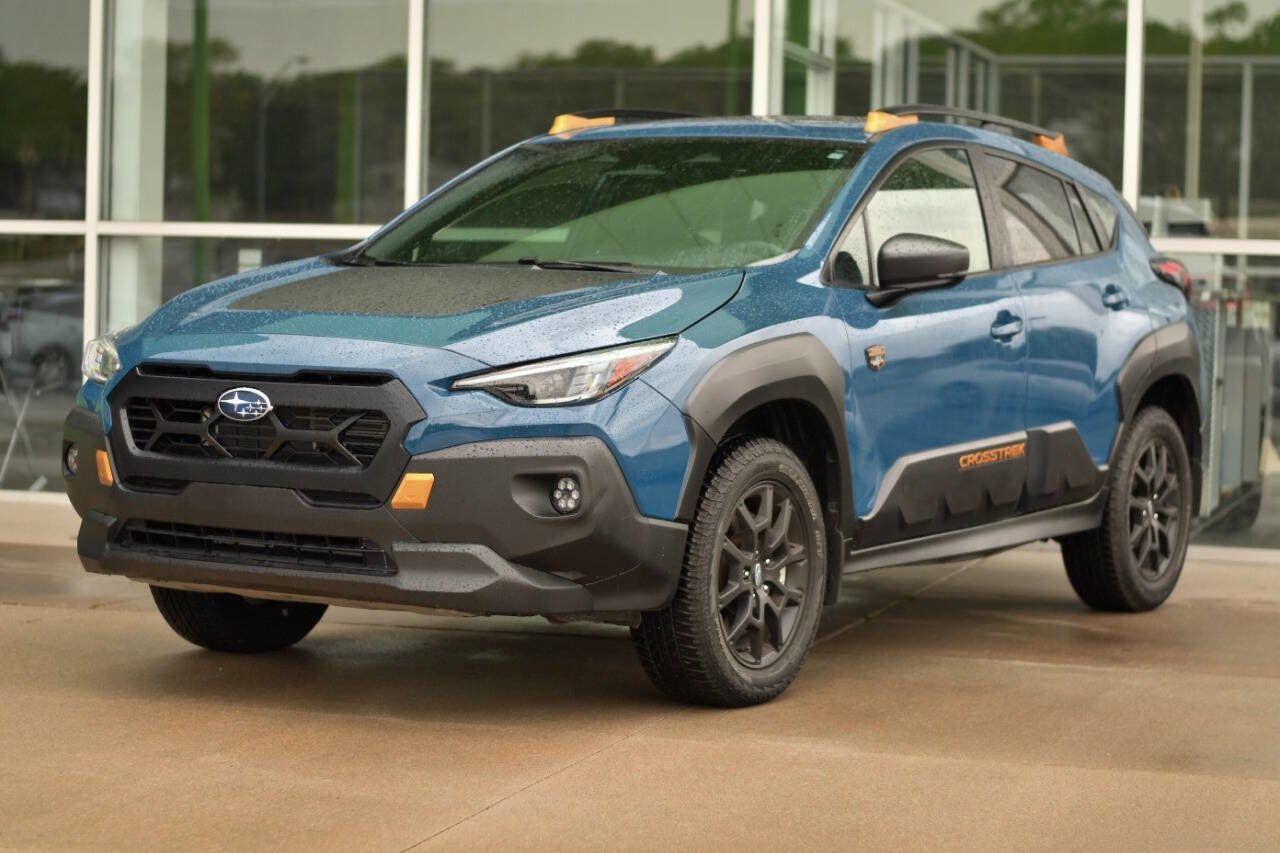 Used 2024 Subaru Crosstrek 2.5i Wilderness image 3