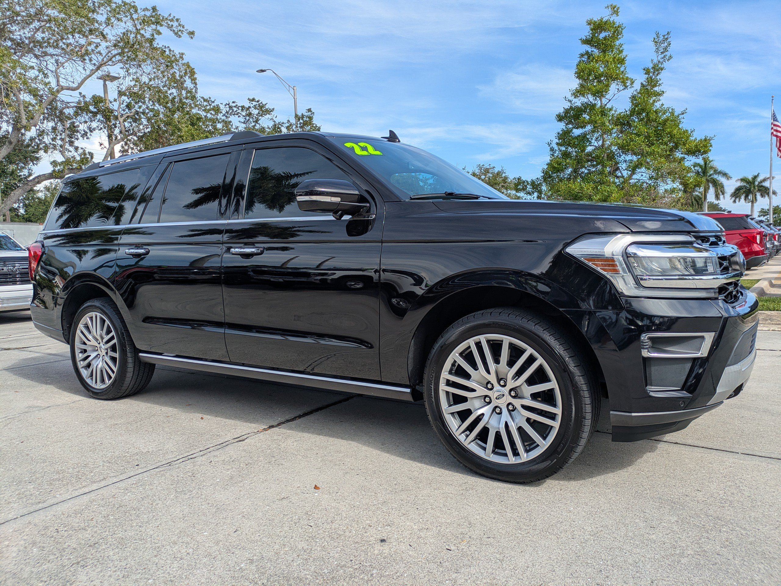 Certified 2022 Ford Expedition Max Limited AWD/4WD image 2
