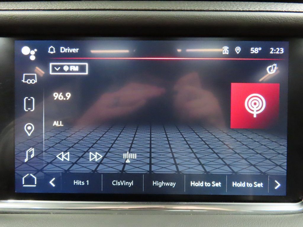 Used 2023 GMC Yukon Denali AWD/4WD image 23