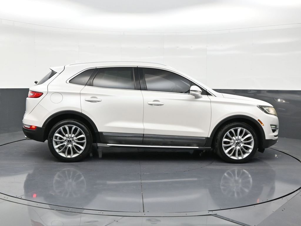 Used 2017 Lincoln MKC Reserve image 6