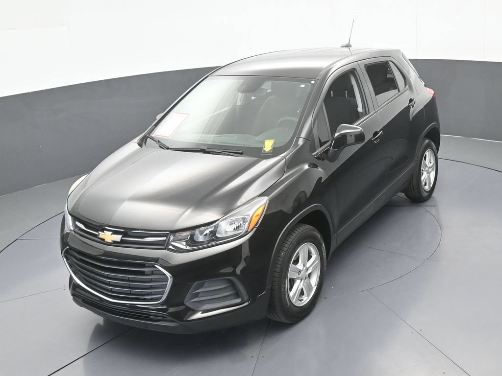 Used 2022 Chevrolet Trax LS AWD/4WD image 39