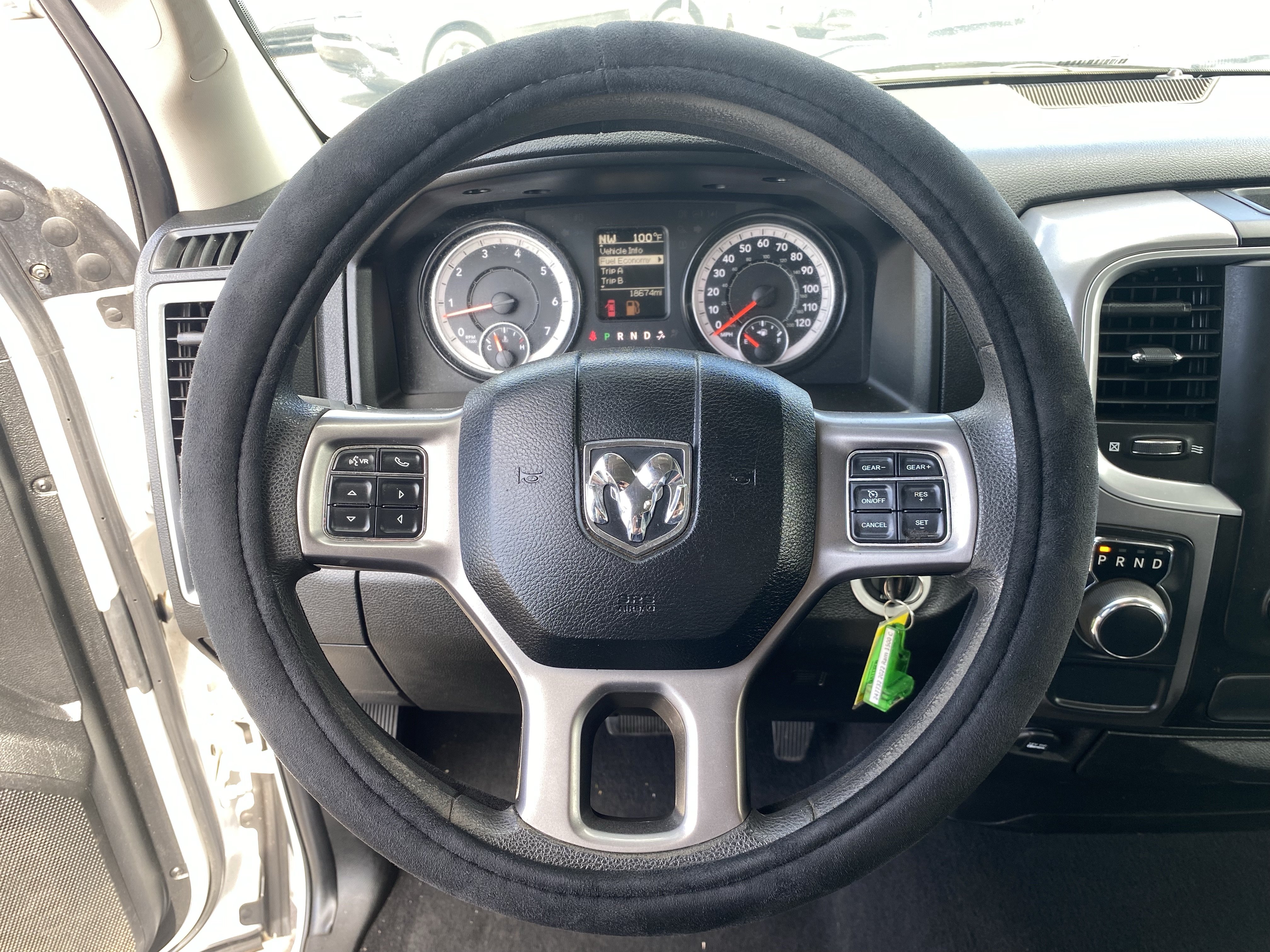 Used 2022 RAM 1500 Classic SLT RWD image 25
