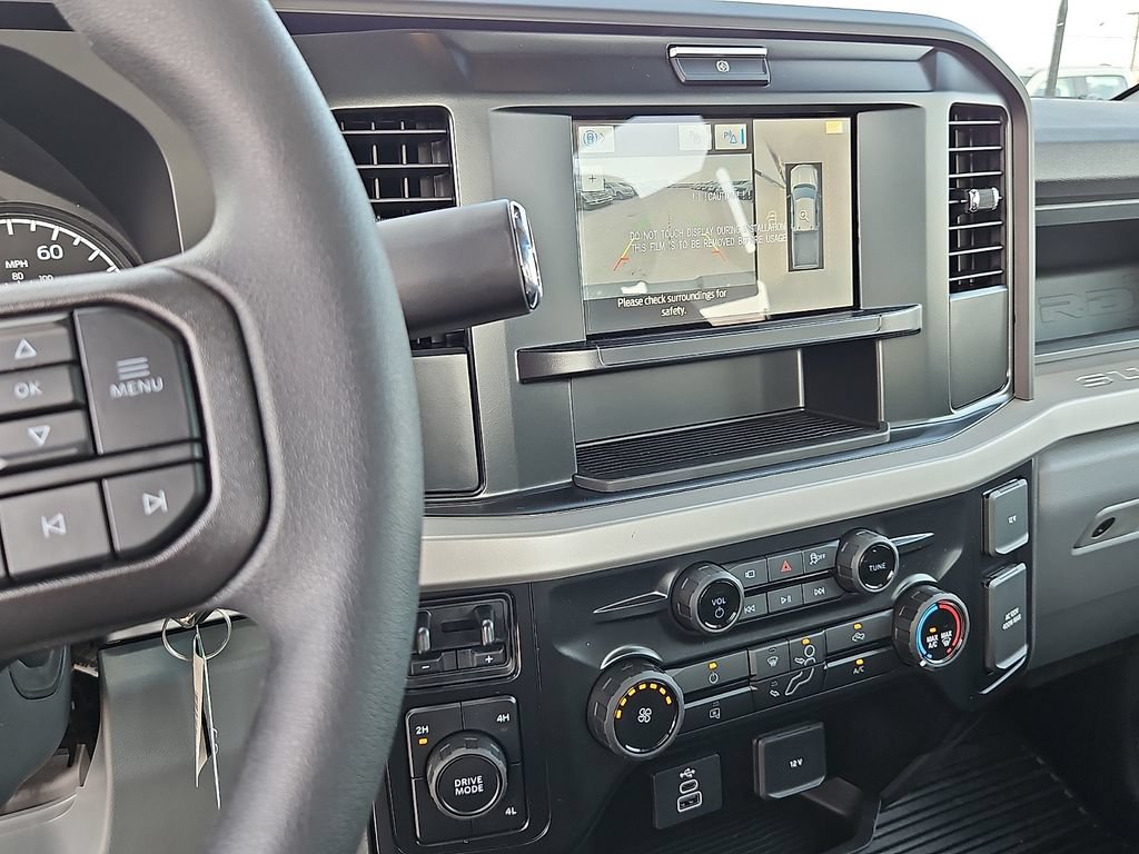 New 2026 Ford F350 XL w/ 360-Degree Camera Package AWD/4WD image 23