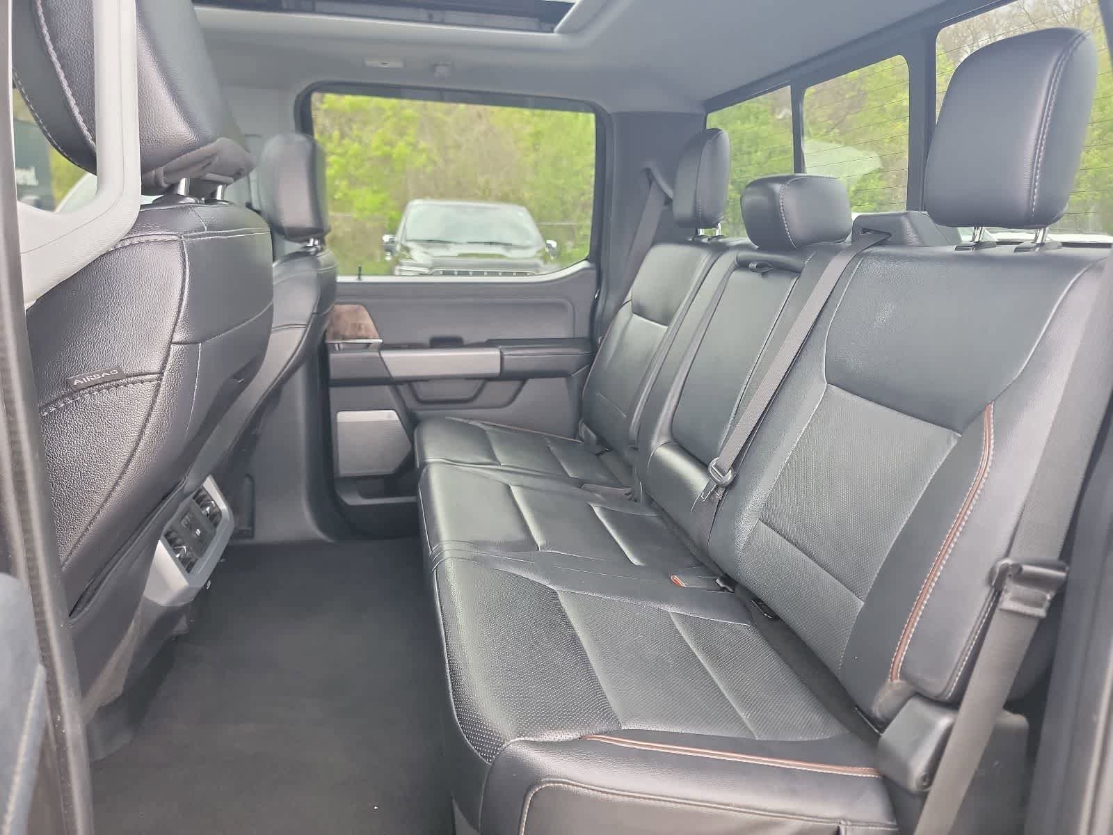 Used 2024 Ford F350 Lariat w/ Lariat Ultimate Package AWD/4WD image 63