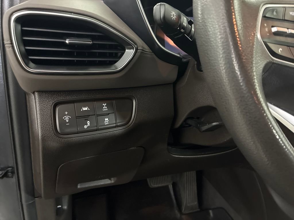 Used 2020 Hyundai Santa Fe SEL image 20