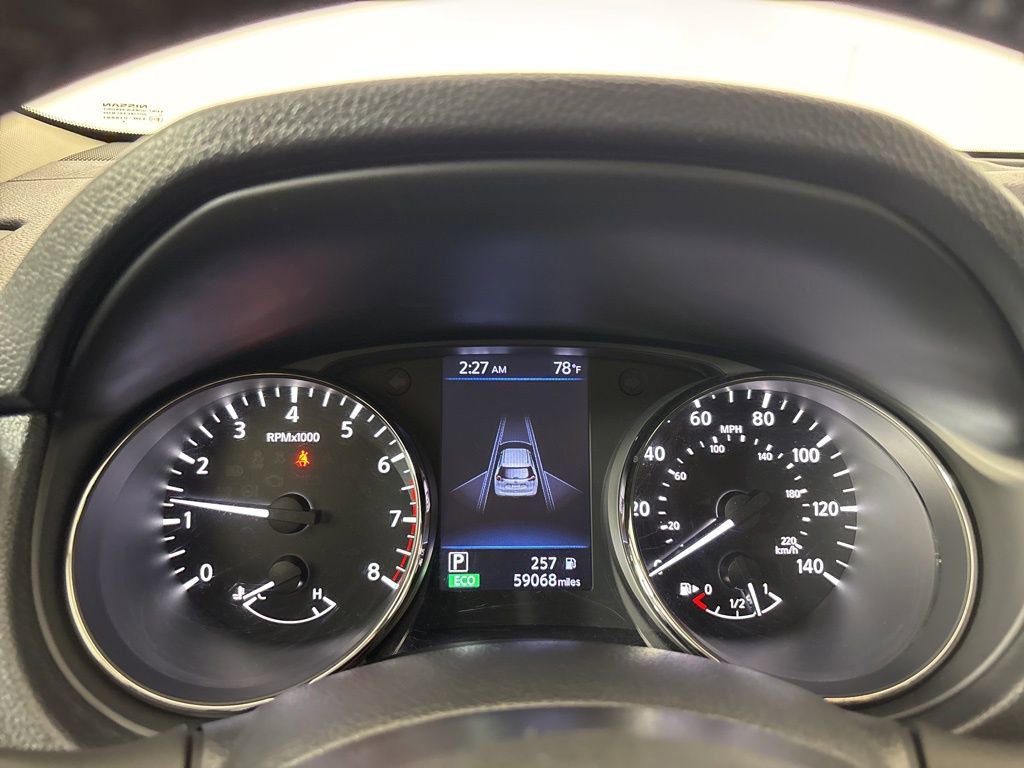 Used 2020 Nissan Rogue SV image 29