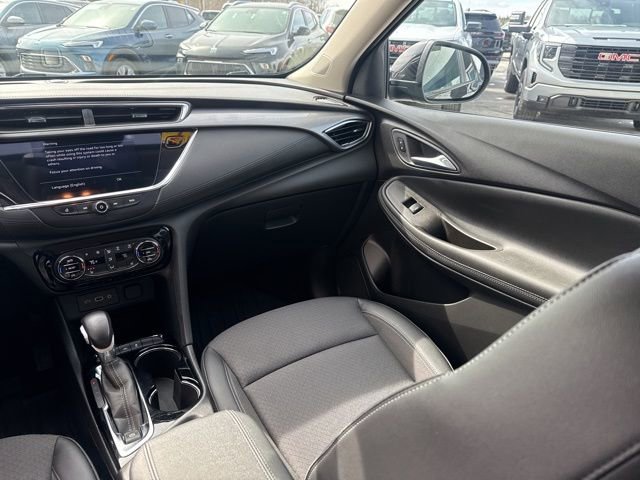 Used 2023 Buick Encore GX Select w/ Sport Touring Package image 27