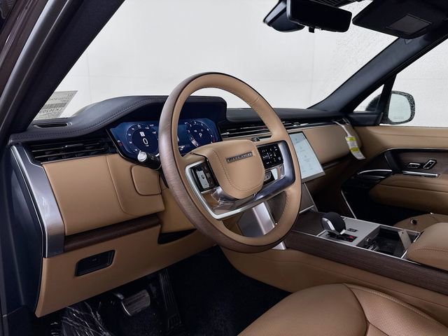 New 2026 Land Rover Range Rover Long Wheelbase SE image 9