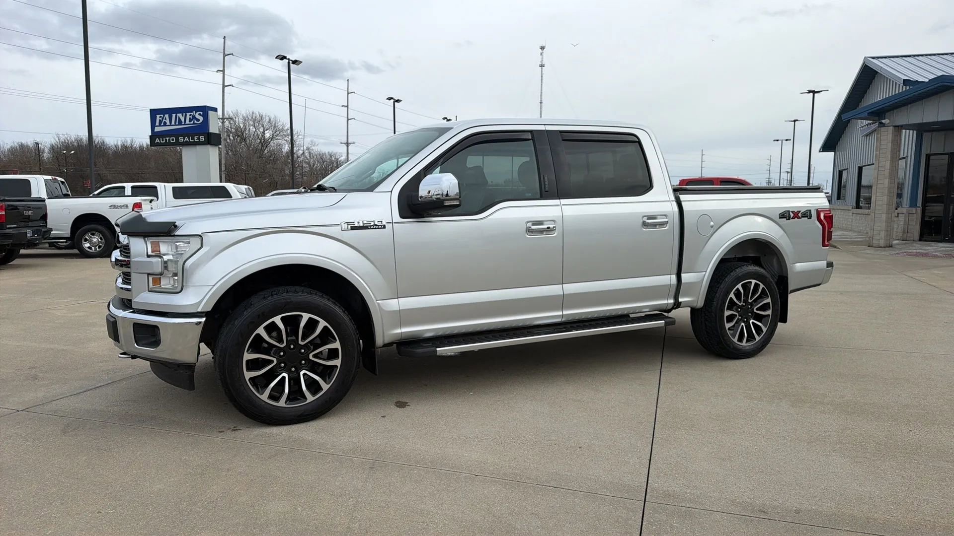 Used 2017 Ford F150 Lariat w/ Equipment Group 502A Luxury image 6