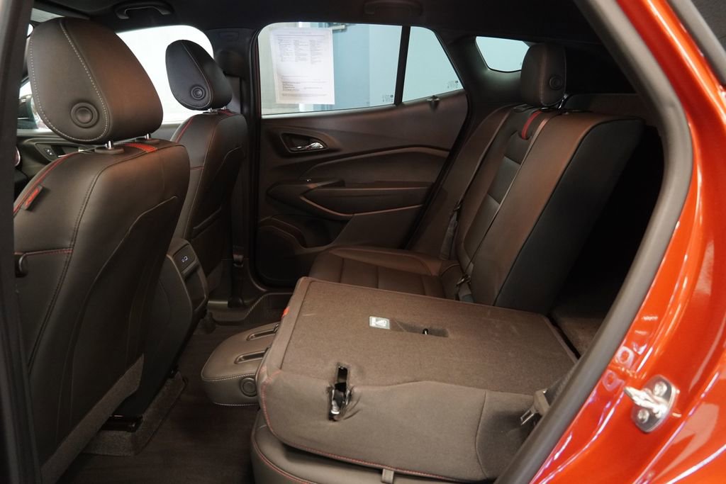 Used 2024 Chevrolet Trax RS w/ Driver Confidence Package image 26