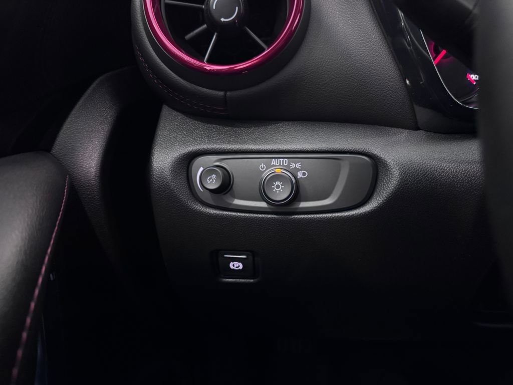 Certified 2024 Chevrolet Blazer RS w/ Driver Confidence II Package AWD/4WD image 23