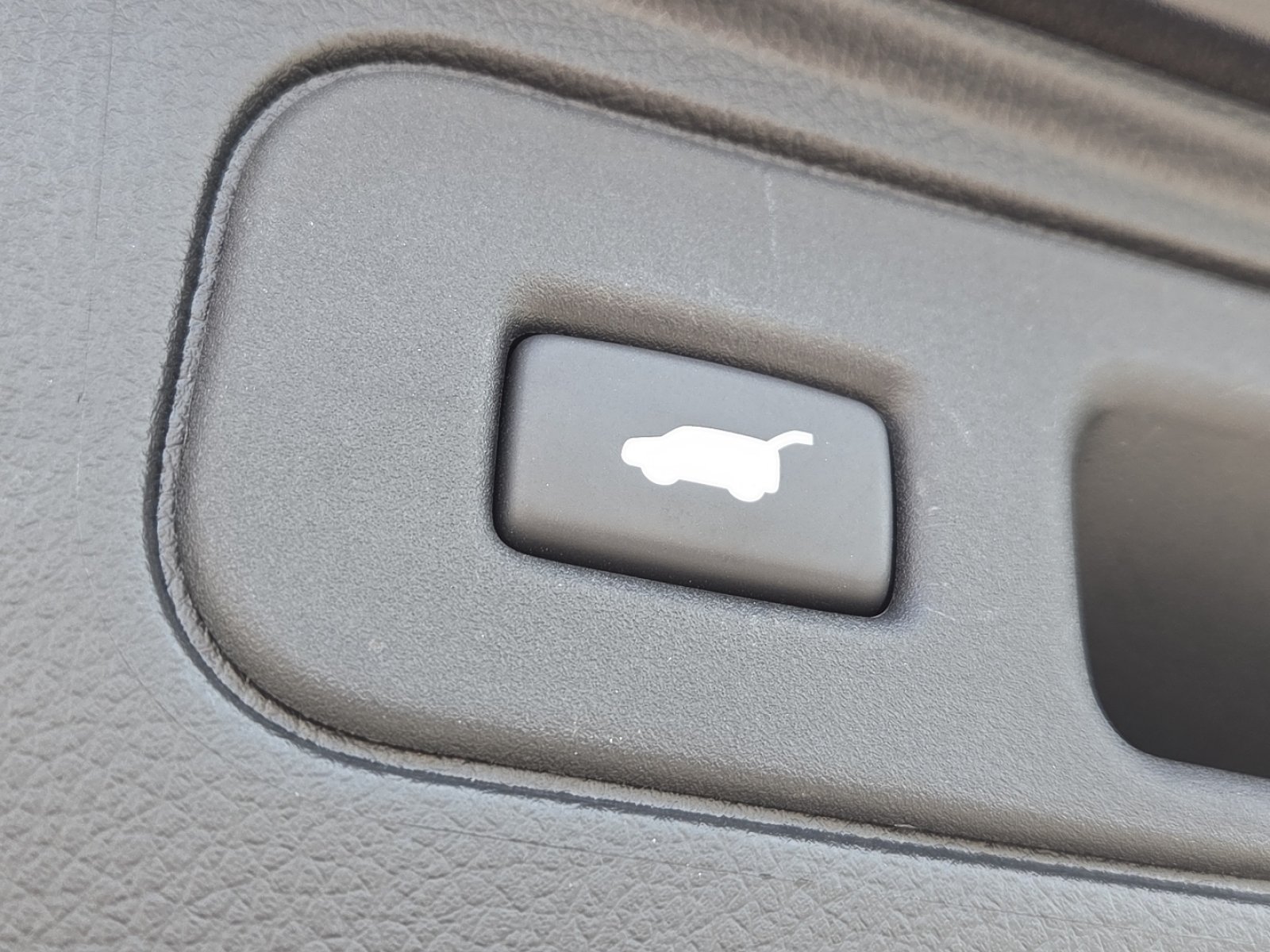 Used 2023 Honda Passport EX-L image 23
