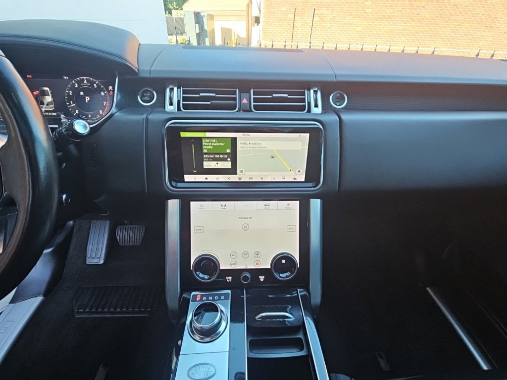 Used 2019 Land Rover Range Rover Supercharged AWD/4WD image 15