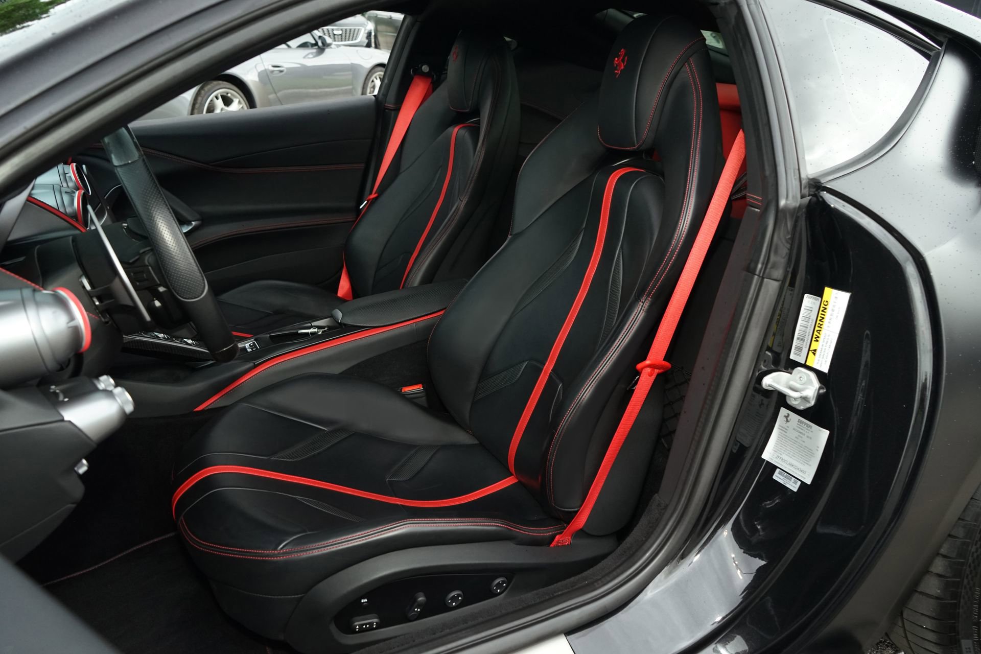 Used 2019 Ferrari 812 Superfast image 18