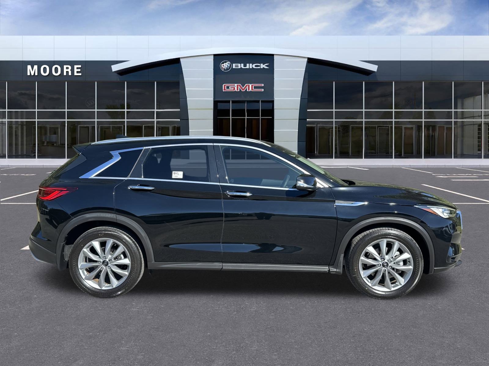 Used 2022 INFINITI QX50 Luxe w/ Cargo Package image 2