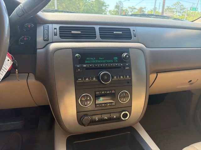 Used 2011 Chevrolet Avalanche LT w/ Luxury Package image 13