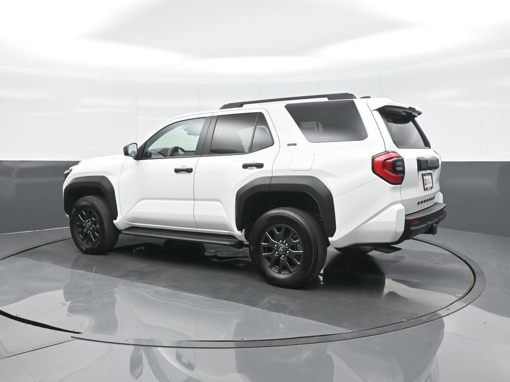 Certified 2025 Toyota 4Runner SR5 AWD/4WD image 5