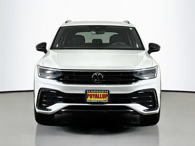 Certified 2023 Volkswagen Tiguan SE R-Line AWD/4WD image 2
