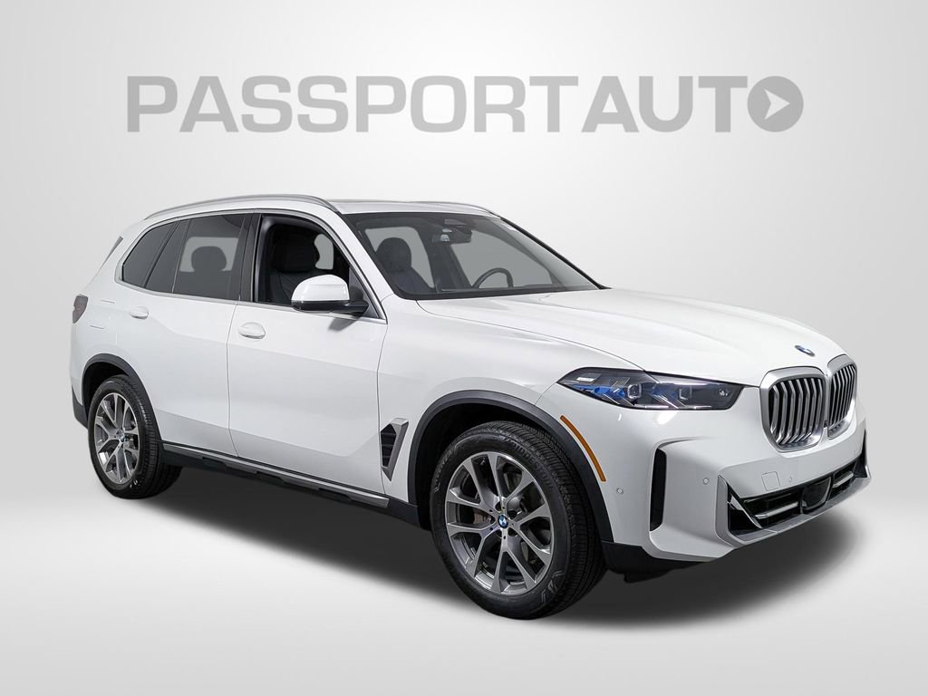 Certified 2025 BMW X5 xDrive40i w/ Premium Package image 11
