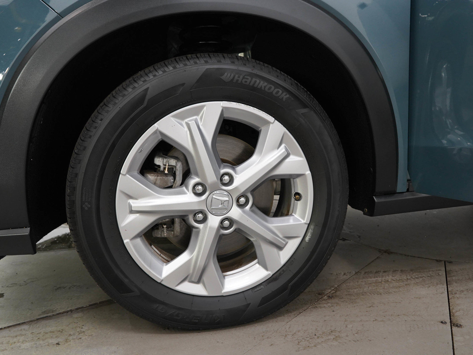 Used 2024 Honda HR-V LX image 28