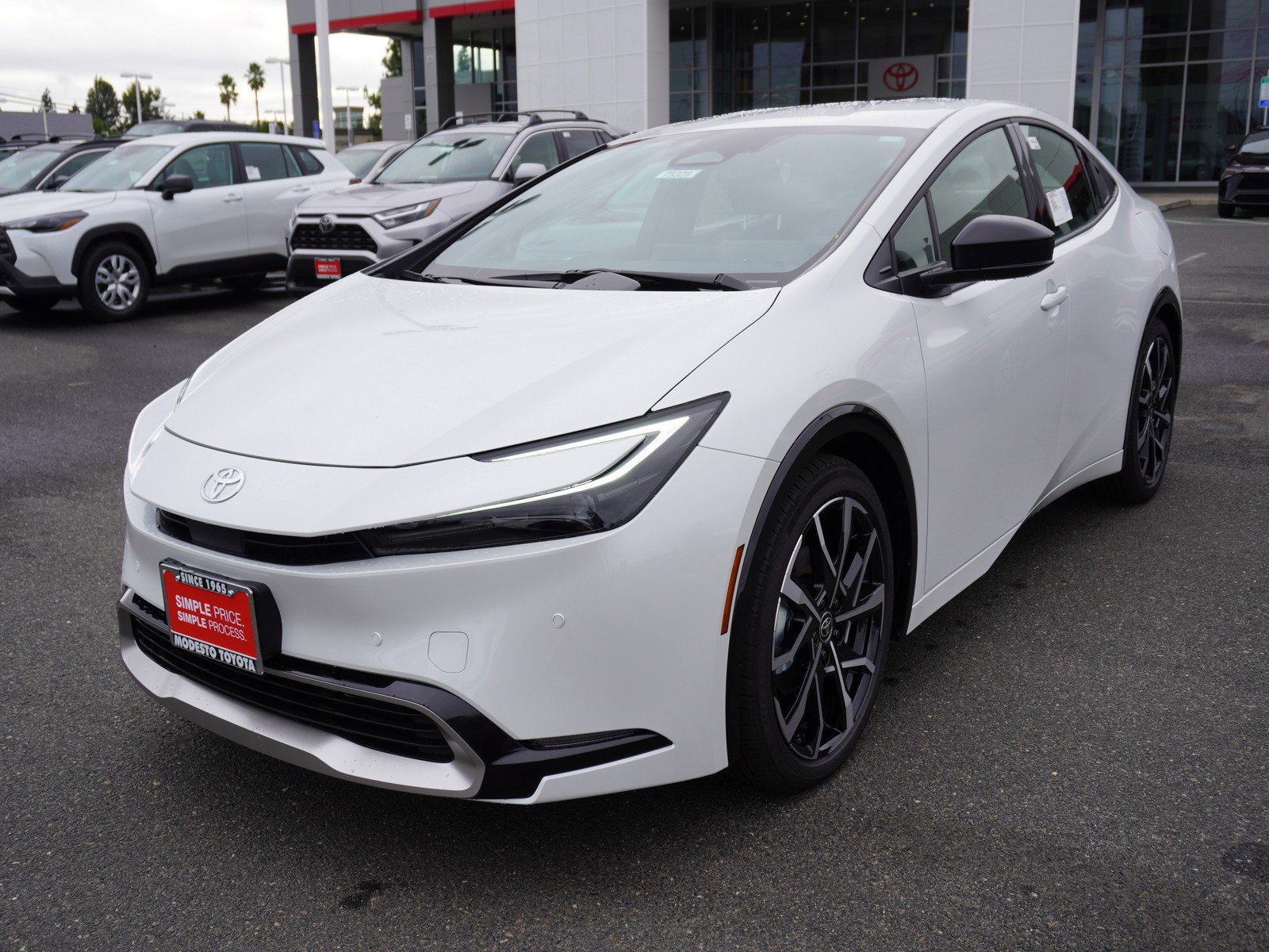 New 2026 Toyota Prius Plug-In Hybrid FWD image 7