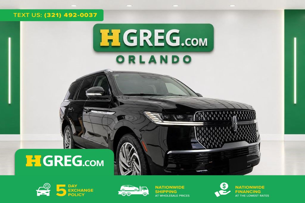 Used 2025 Lincoln Navigator Reserve AWD/4WD image 1