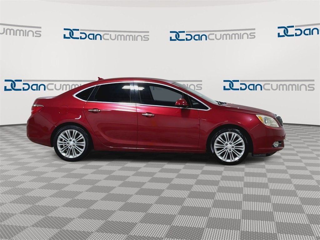 Used 2013 Buick Verano image 2