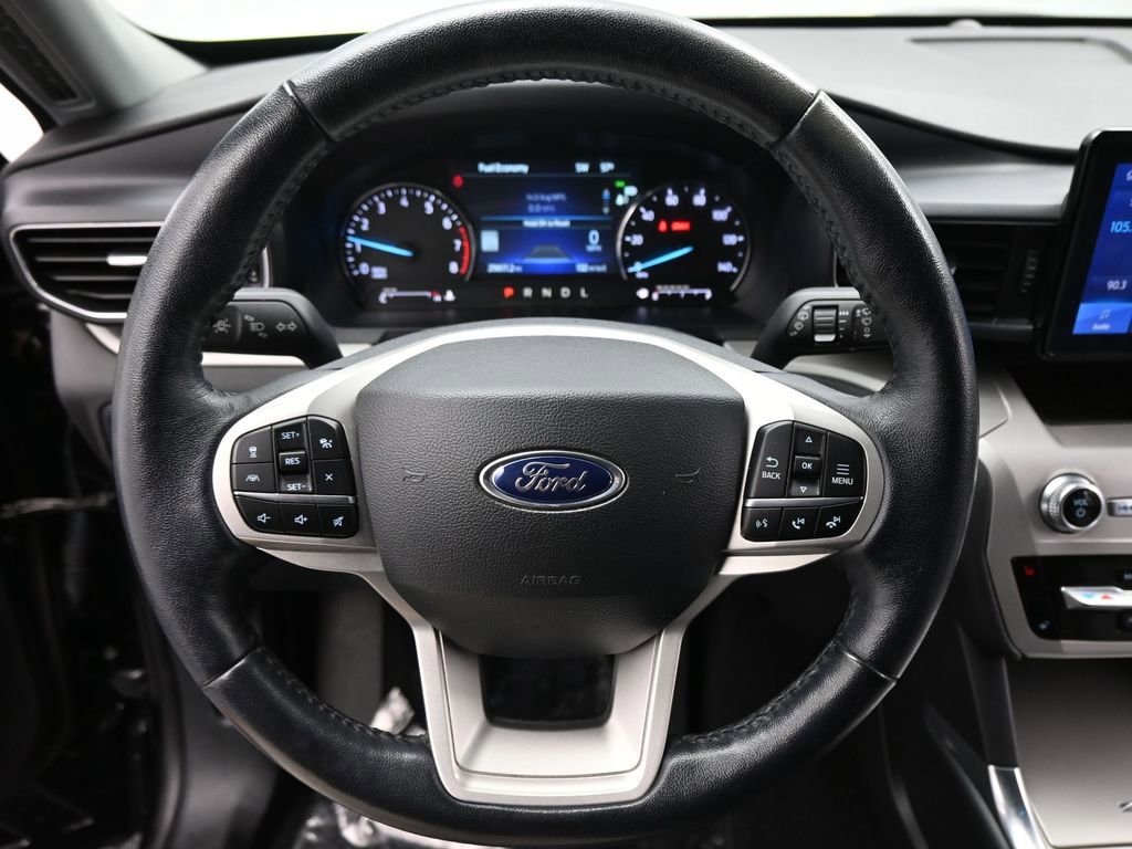 Certified 2023 Ford Explorer XLT w/ Equipment Group 202A image 12