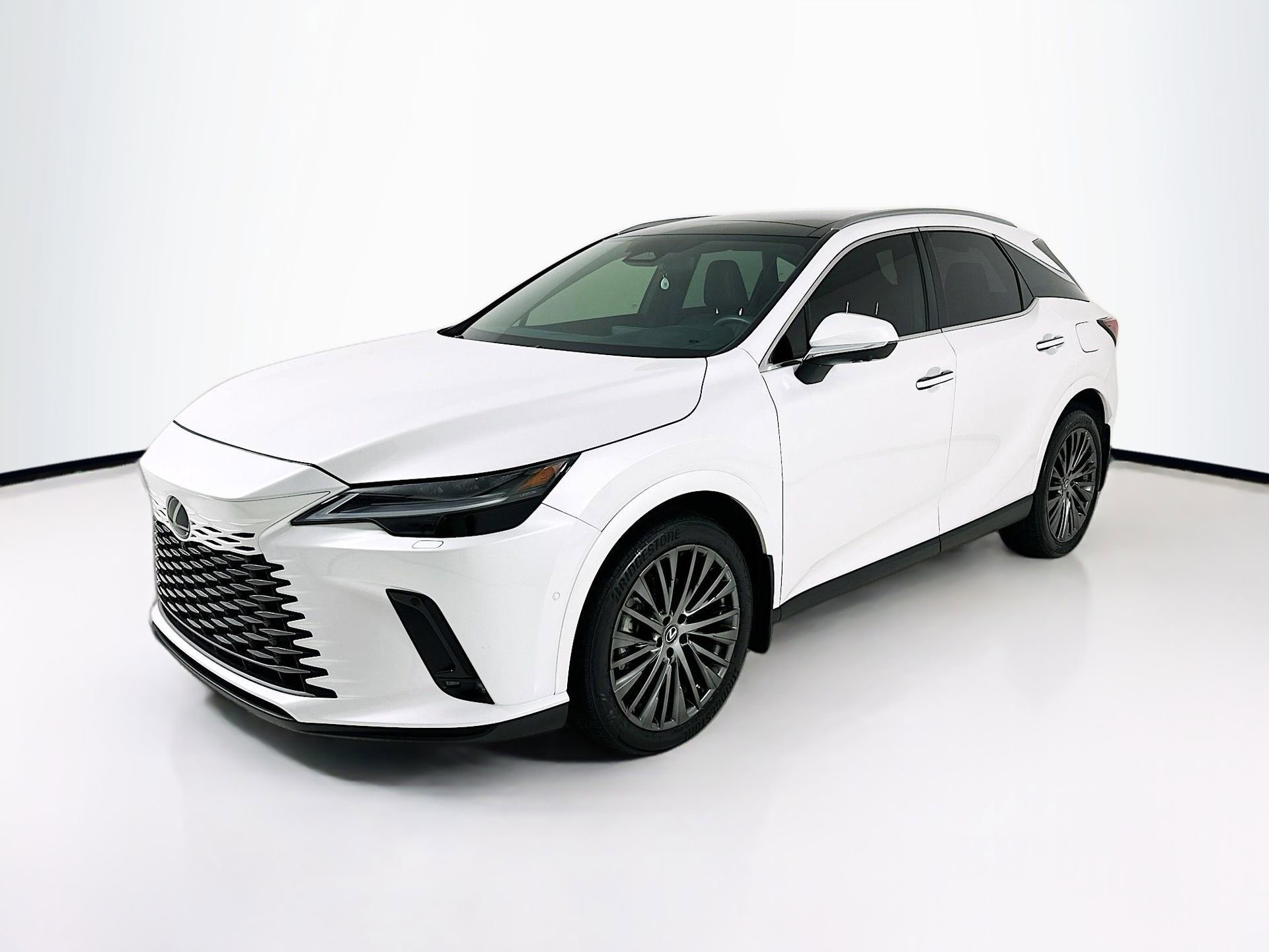 Used 2023 Lexus RX 350 FWD w/ Cold Area Package image 3