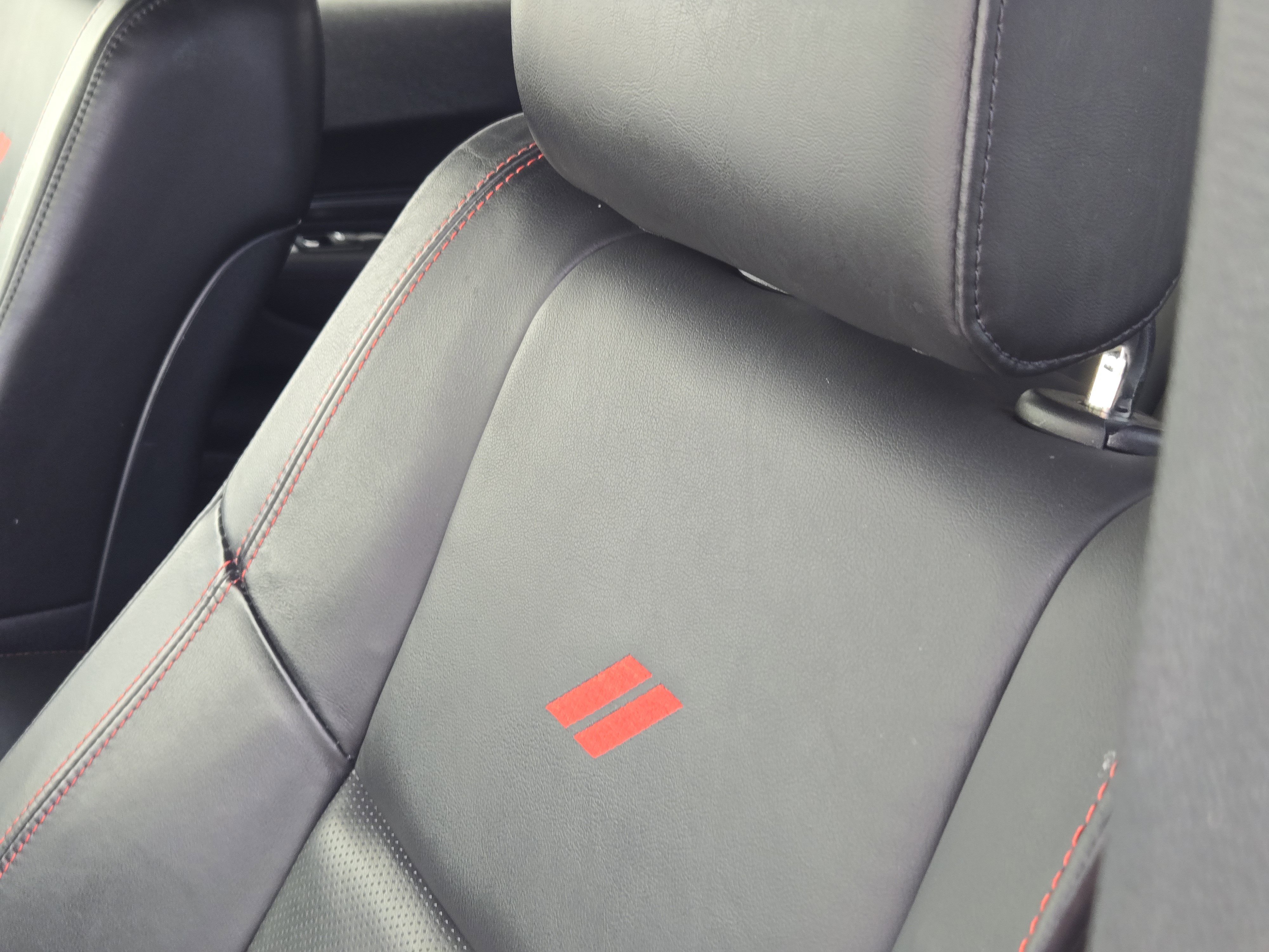 Used 2024 Dodge Durango GT image 18