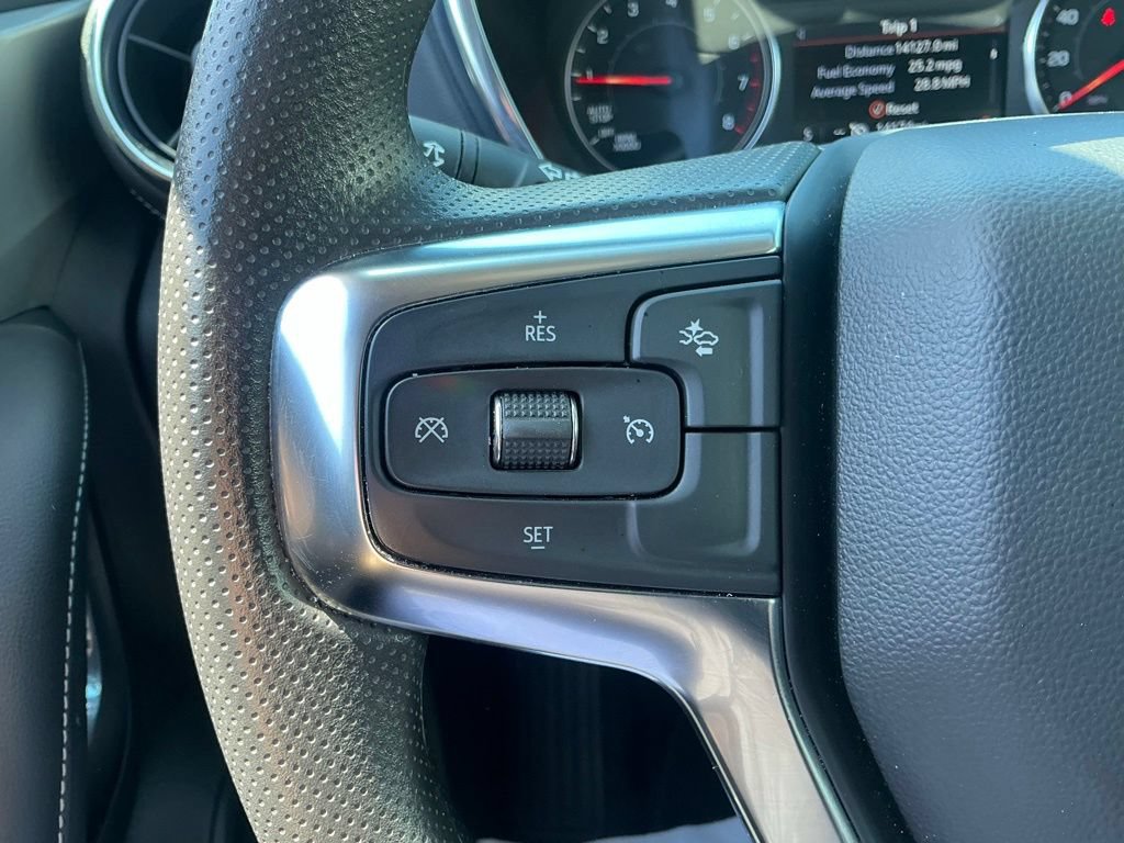 Used 2025 Chevrolet Blazer LT FWD image 22
