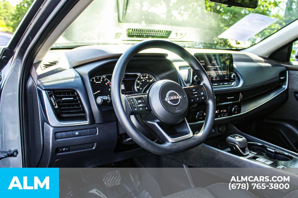 Used 2022 Nissan Rogue SV FWD image 23