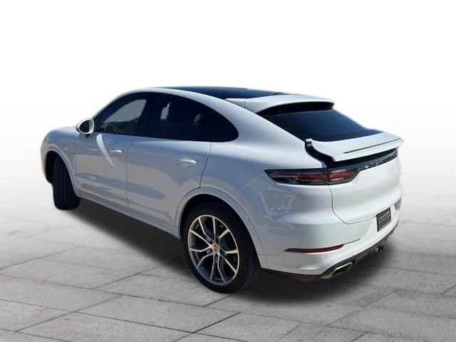 Used 2021 Porsche Cayenne Coupe image 4