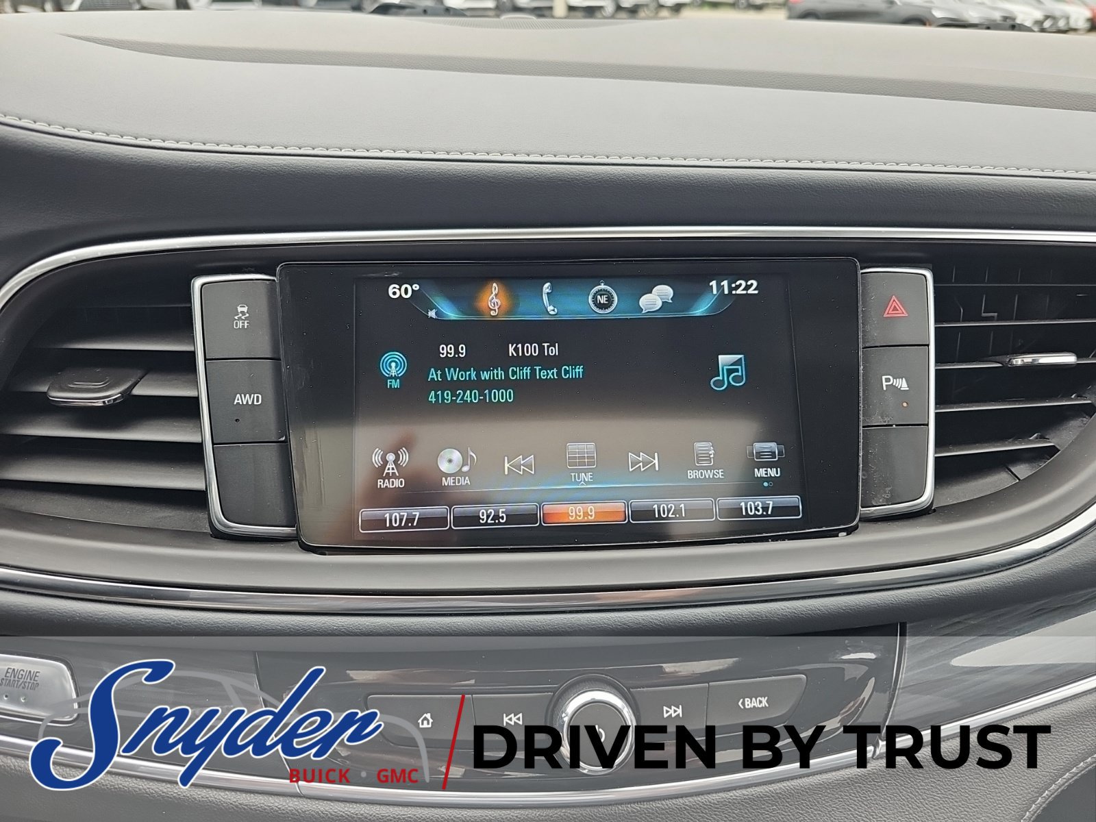 Used 2019 Buick Enclave Essence AWD/4WD image 19