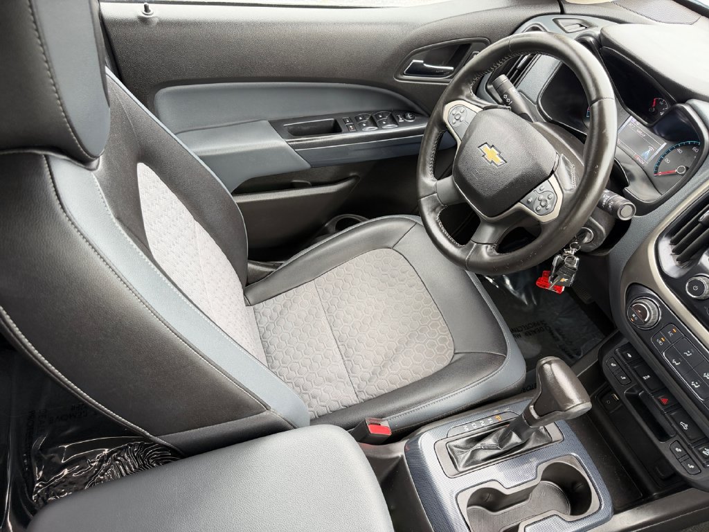 Used 2016 Chevrolet Colorado Z71 AWD/4WD image 37