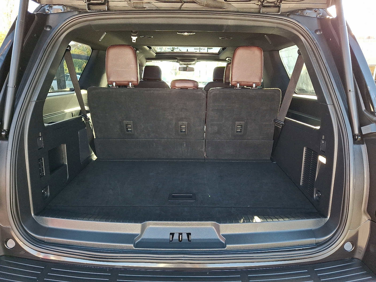 Used 2023 Ford Expedition Max Limited image 30