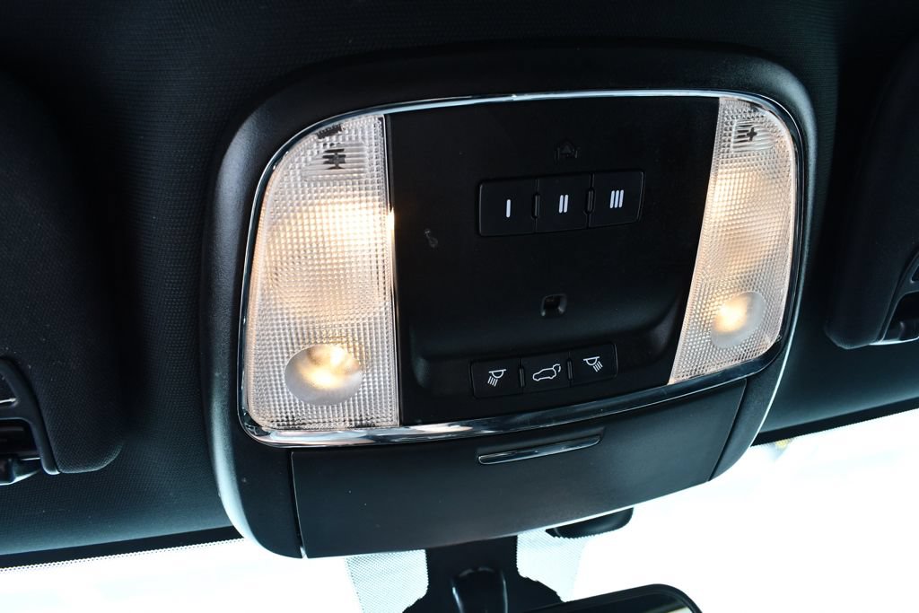 Used 2021 Jeep Grand Cherokee Laredo X AWD/4WD image 34