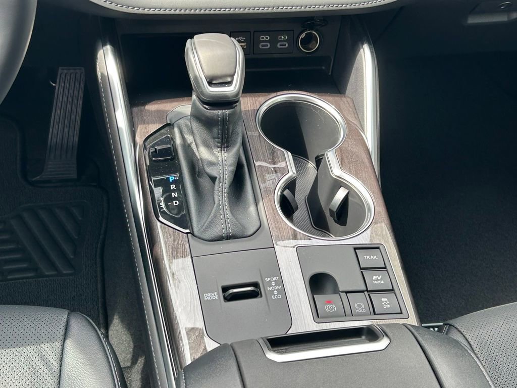 New 2026 Toyota Highlander Platinum AWD/4WD image 26