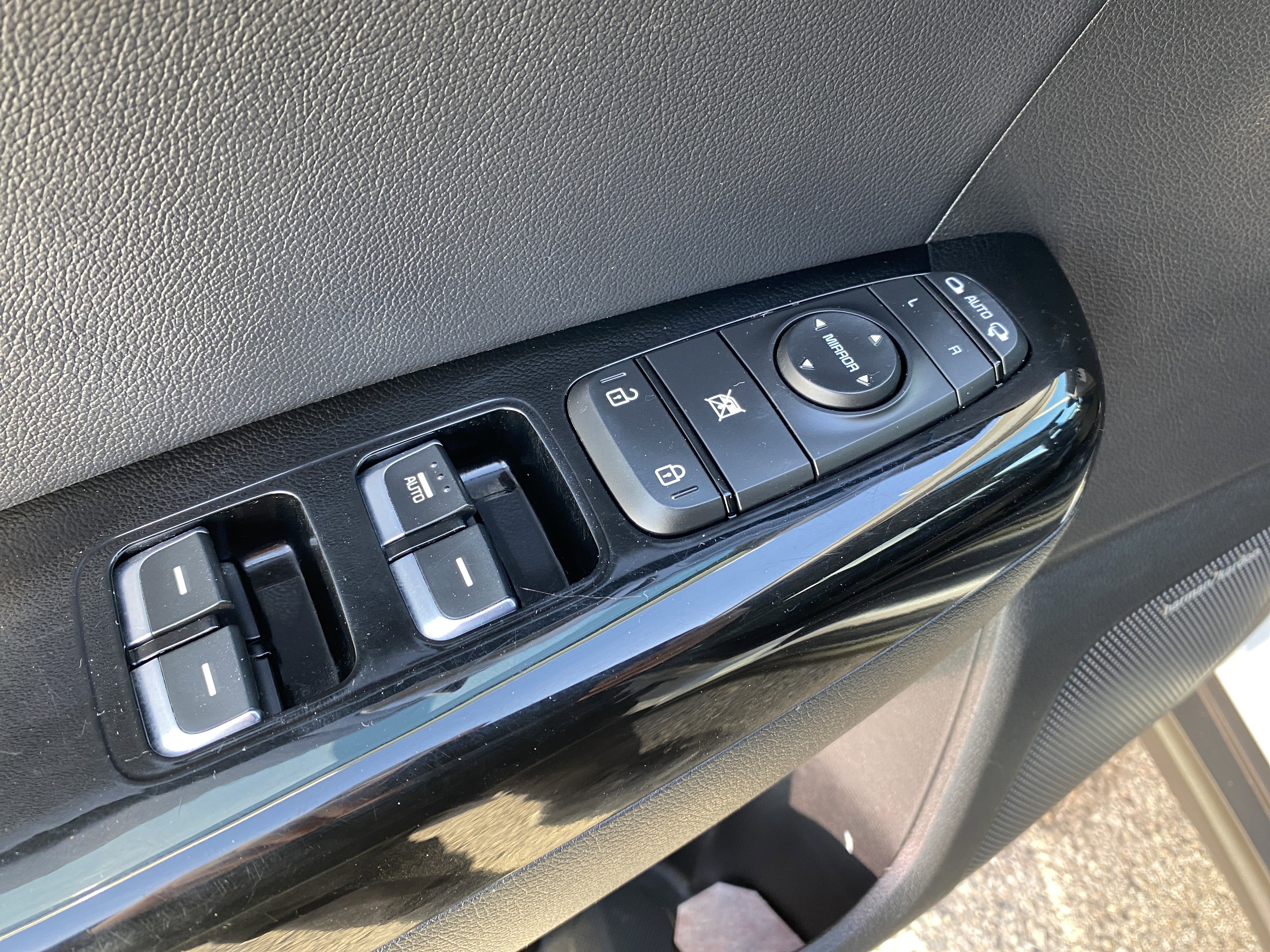 Used 2018 Kia Sportage EX w/ Option Group 040 image 18