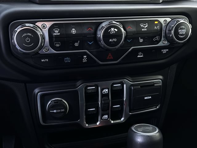 Used 2021 Jeep Wrangler Unlimited Sahara w/ Cold Weather Group AWD/4WD image 20