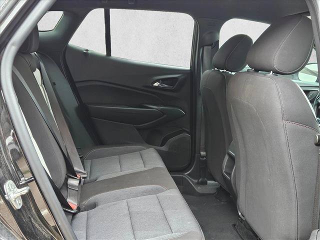 Used 2024 Chevrolet Trax RS FWD image 14