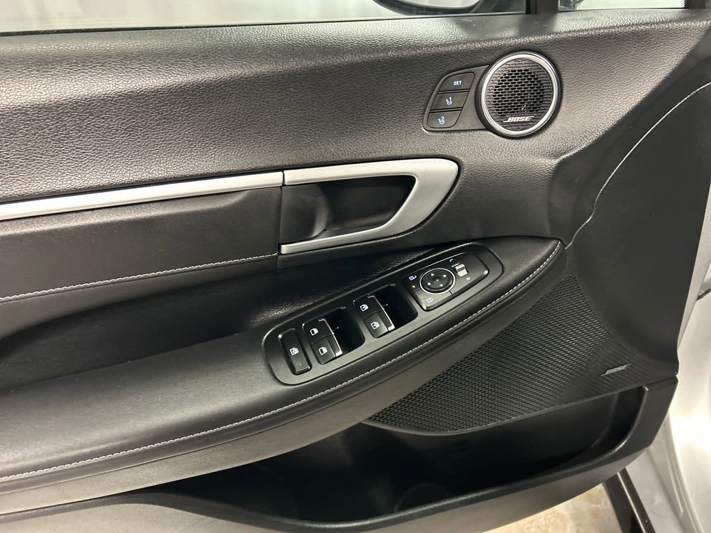 Used 2024 Hyundai Sonata Limited image 12