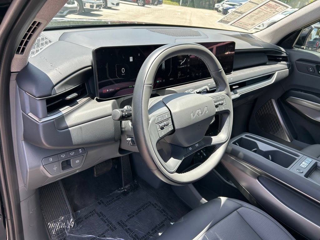 Used 2026 Kia EV9 Wind AWD/4WD image 22